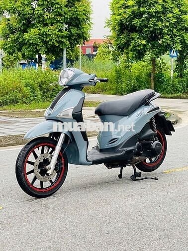 Piaggio Liberty Xám xi măng
