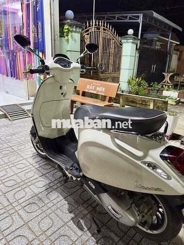 vespa sprint bản abs