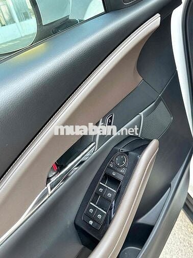Mazda CX-30 Premium 2.0AT sx 2024 siêu lướt