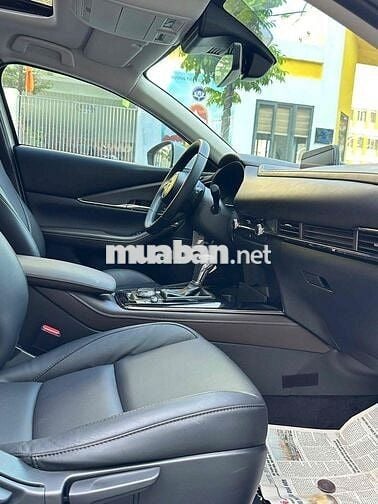 Mazda CX-30 Premium 2.0AT sx 2024 siêu lướt