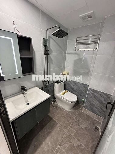 Bóc tem CCMN 25m2 xịn sò. Full đồ máy giặt, ban công tại Pháo Đài Láng