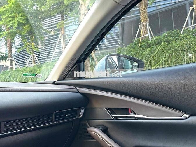 Mazda CX-30 Premium 2.0AT sx 2024 siêu lướt