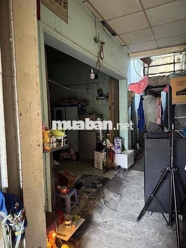 Nhà hẻm 2 tầng = 2tỷ còn TL,đường hẻm Tây Lân