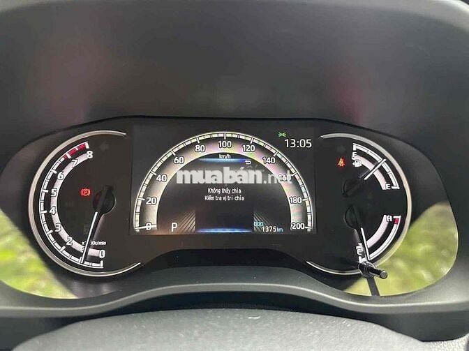 Toyota Innova Cross 2025 - 1300 km