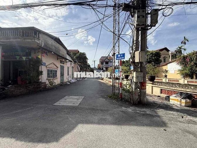 Đất Thượng Cát - 55m2 - ô tô 7 chỗ vào đất - sổ vuông đẹp - khu dân cư