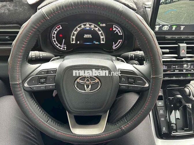 Toyota Innova Cross 2025 - 1300 km