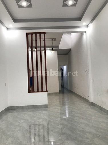 Cho thuê nhà mặt tiền 275 Y Moan,BMT