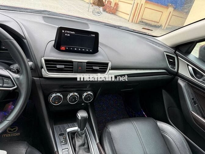 Mazda Mazda3 2018 1.5 AT Đỏ 90.000 km