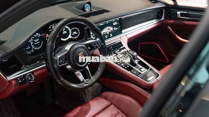 LONG ANH AUTO về Porsche Panamera 4Executive 2017