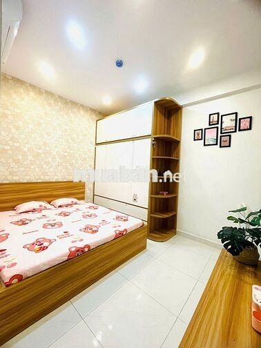 Em Phúc chuyên cho thuê Green river 2pn 2wc đầy đủ nội thất, kế Q5,10.