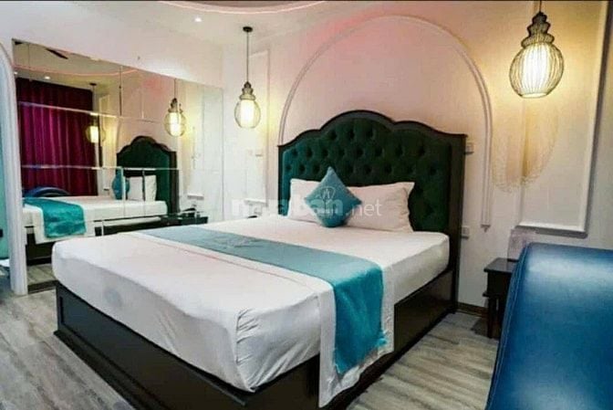 Siêu Phẩm Khách Sạn, Biệt Thự Mỹ Đình, 196m, 5 tầng, mt 11.2m, 78.5 tỷ