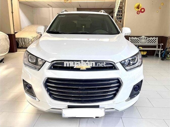 Chevrolet Captiva Revv 2.4 2017. Xe có 2 giàn lạnh