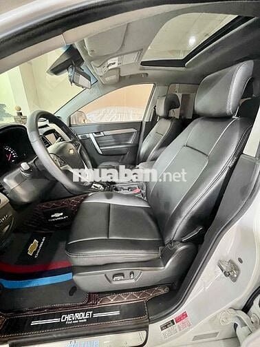 Chevrolet Captiva Revv 2.4 2017. Xe có 2 giàn lạnh