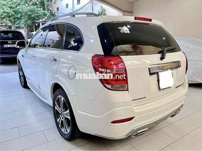 Chevrolet Captiva Revv 2.4 2017. Xe có 2 giàn lạnh
