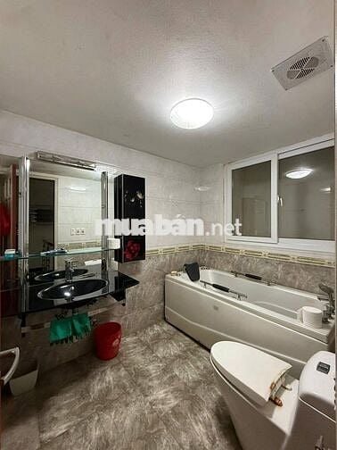 Giáp Bát phân lô 35m x 5 tầng, oto đỗ cửa, sẵn nội thất, đất siêu lộc!