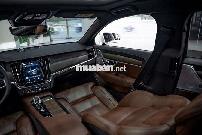 Volvo S90 LWB Ultimate B6 AWD siêu lướt 12.800km