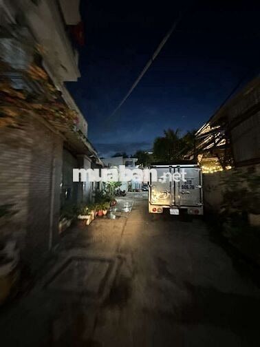 Quận 6 - bán nhà 3tầng 4PN 33m2, đuờng Nguyễn Văn luông- 4 tỷ 1