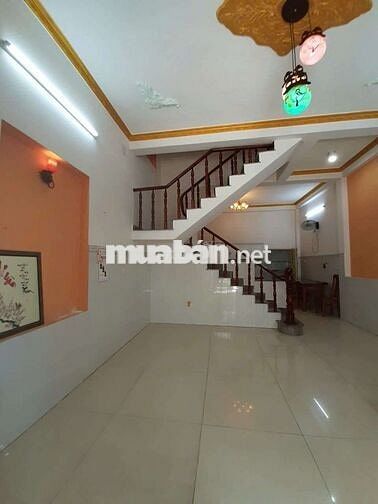 Nhà phố gần chợ Dĩ An 1, phường Tân Đông Hiệp, TP Dĩ An.