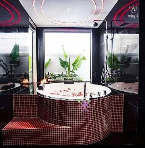 Siêu Phẩm Khách Sạn, Biệt Thự Mỹ Đình, 196m, 5 tầng, mt 11.2m, 78.5 tỷ