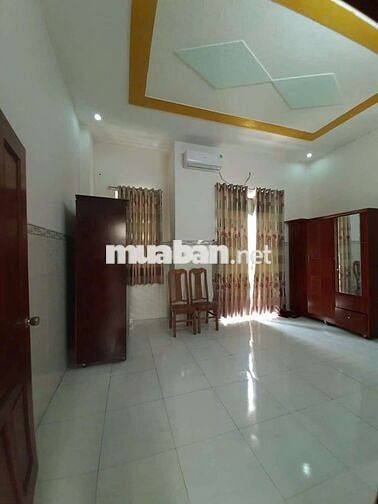 Nhà phố gần chợ Dĩ An 1, phường Tân Đông Hiệp, TP Dĩ An.