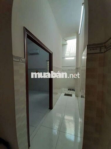 Nhà phố gần chợ Dĩ An 1, phường Tân Đông Hiệp, TP Dĩ An.