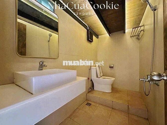 DUPLEX CỬA SỔ TRỜI NGAY CỘNG HOÀ - PHÒNG ĐẸP - MÁY GIẶT, SẤY RIÊNG