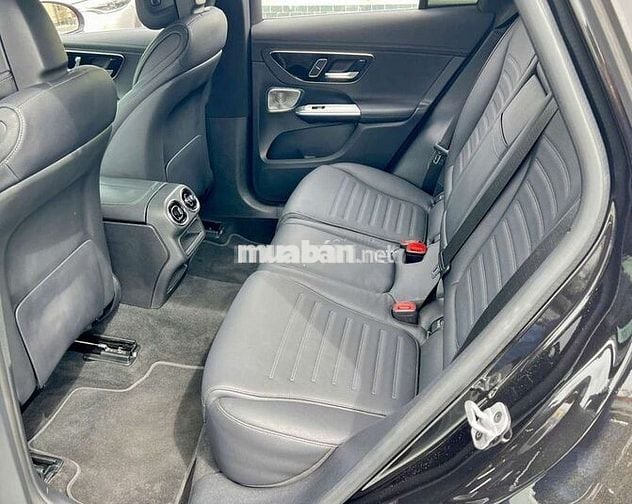 2023 300 4Matic - 5000 km