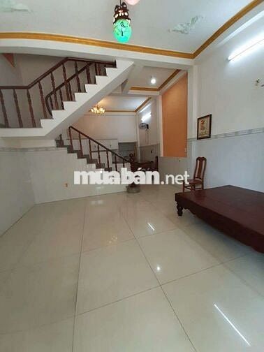 Nhà phố gần chợ Dĩ An 1, phường Tân Đông Hiệp, TP Dĩ An.