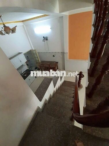 Nhà phố gần chợ Dĩ An 1, phường Tân Đông Hiệp, TP Dĩ An.