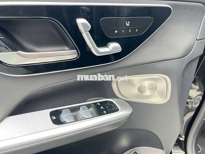 2023 300 4Matic - 5000 km