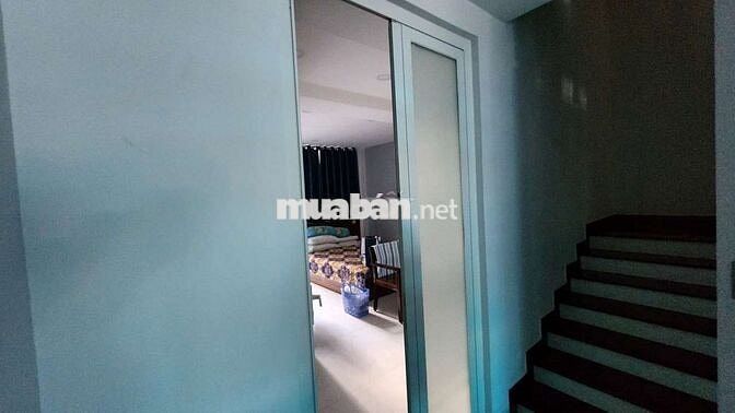 Cho thuê nhà KDC Sadeco phước kiển 5x20 1 hầm 1 trệt 3 lầu