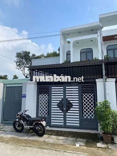 Cho thuê nhà trệt lầu 4pn cách Lê HỒNG Phong 100m