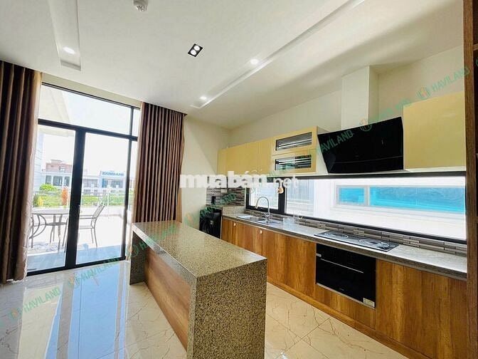 CĂN HỘ 3PN 3WC 100M2 NGAY BIỂN FULL NỘI THẤT BAN CỒNG RỘNG