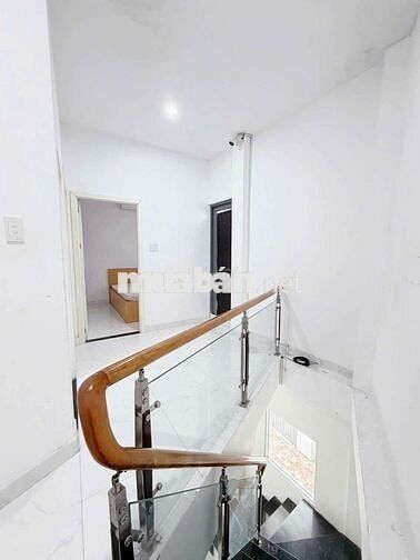 Cho thuê nhà trệt lầu 2pn hẻm bùi quốc khánh Chánh Nghĩa