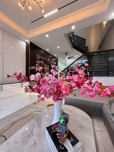 NGỘP NGÂN HÀNG NÊN CHỦ GỬI BÁN GẤP CĂN NHÀ LẦU  MỚI HOÀN THIỆN 100M2 C