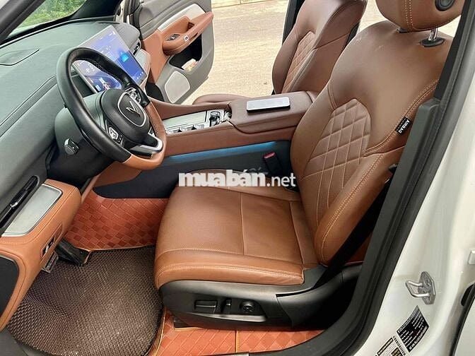 VF9 2023 Plus 6 ghế trần kính MUA PIN SDI