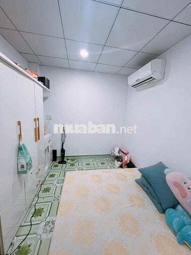 Cho thuê nhà sạch sẽ (1PN,có 1c máy lạnh), ngay Đền Thánh Martin,