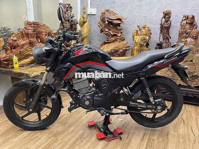 👉CB150 chính chủ bstp dàn áo đẹp, máy zin. odo 14k