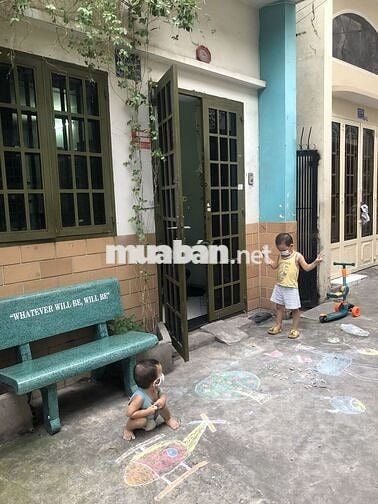 Nhà nguyên căn _ 40m2 (4*10) - 2PN 2WC- Cô Giang Phú Nhuận