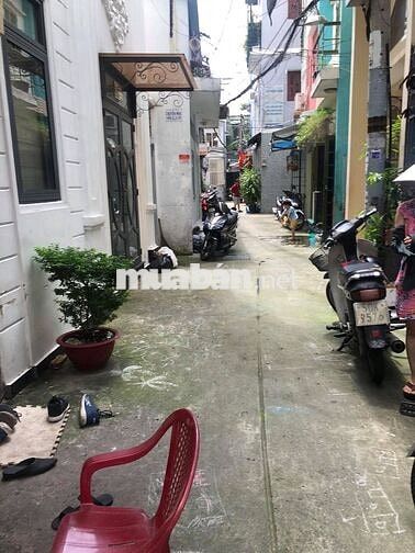 Nhà nguyên căn _ 40m2 (4*10) - 2PN 2WC- Cô Giang Phú Nhuận