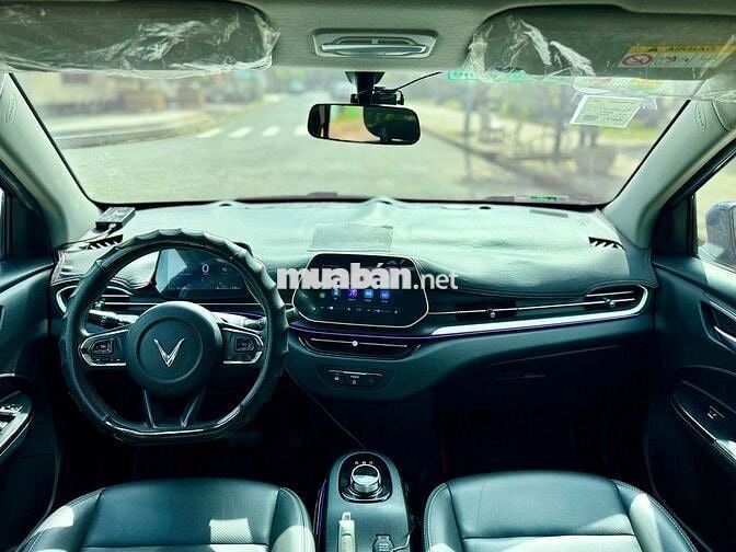 VinFast VF5 Plus 2024 - Màu xanh - 5v8km - Mua pin