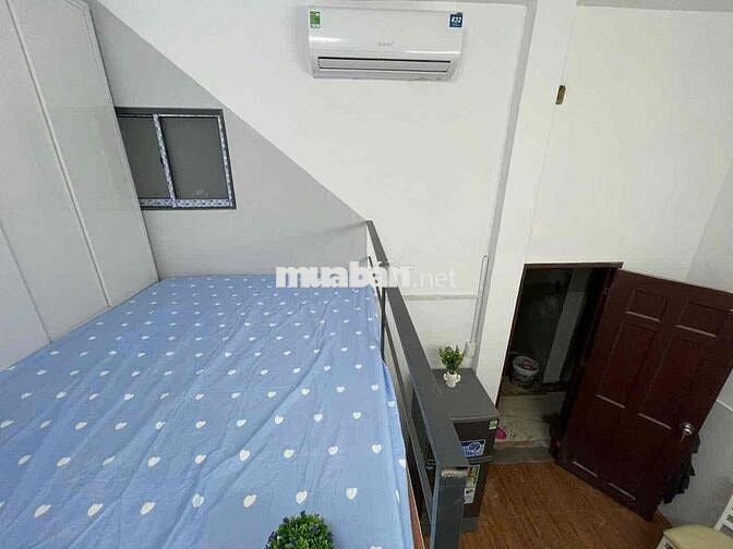 Duplex full nội thất siêu đẹp nằm gần cầu nguyên văn cừ quận 1