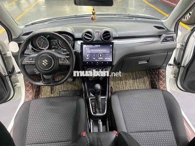 Suzuki Swift 2022 - 8000 km