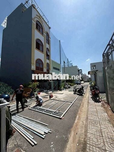 Bán nhà 3,5 tấm ngang hơn 5m _hẻm nhựa 7m nhỉnh 4 tỷ