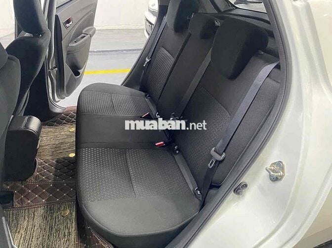 Suzuki Swift 2022 - 8000 km