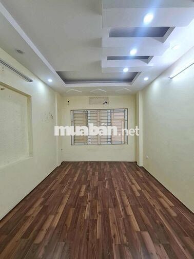 CHO THUÊ NHÀ NGÕ KIẾN THIẾT KHÂM THIÊN ĐỐNG ĐA 4PN MỚI ĐẸP