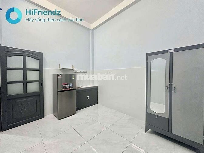 STUDIO NEW SẠCH SẼ CỬA SỔ BAN CÔNG LÊ ĐỨC THỌ DÁ MỀM TIỆN DI CHUYỂN