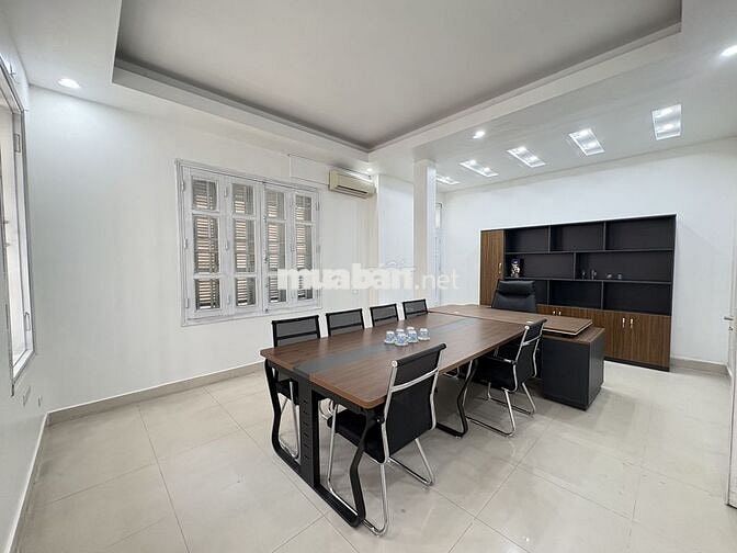 Cho thuê Biệt thự Vườn Đào 50 triệu, 170m, 6PN 4WC view đẹp tại Tây Hồ