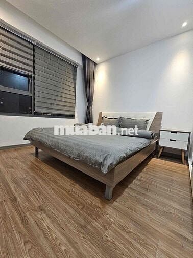 Căn hộ view hồ bơi cần tìm chủ mới