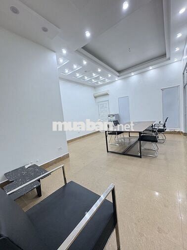 Cho thuê Biệt thự Vườn Đào 50 triệu, 170m, 6PN 4WC view đẹp tại Tây Hồ